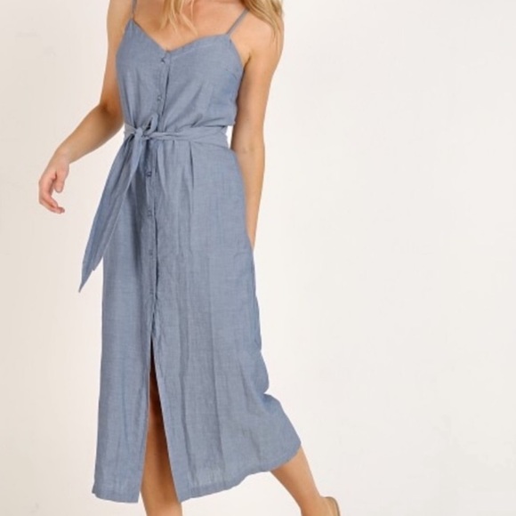 LACAUSA Dresses & Skirts - NWT LACAUSA Belted Button Down Midi Chambray XL